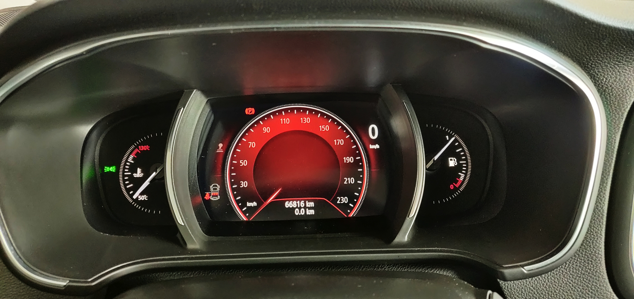 Renault Mégane 1.5 Sport Tourer Zen | Imagem 8