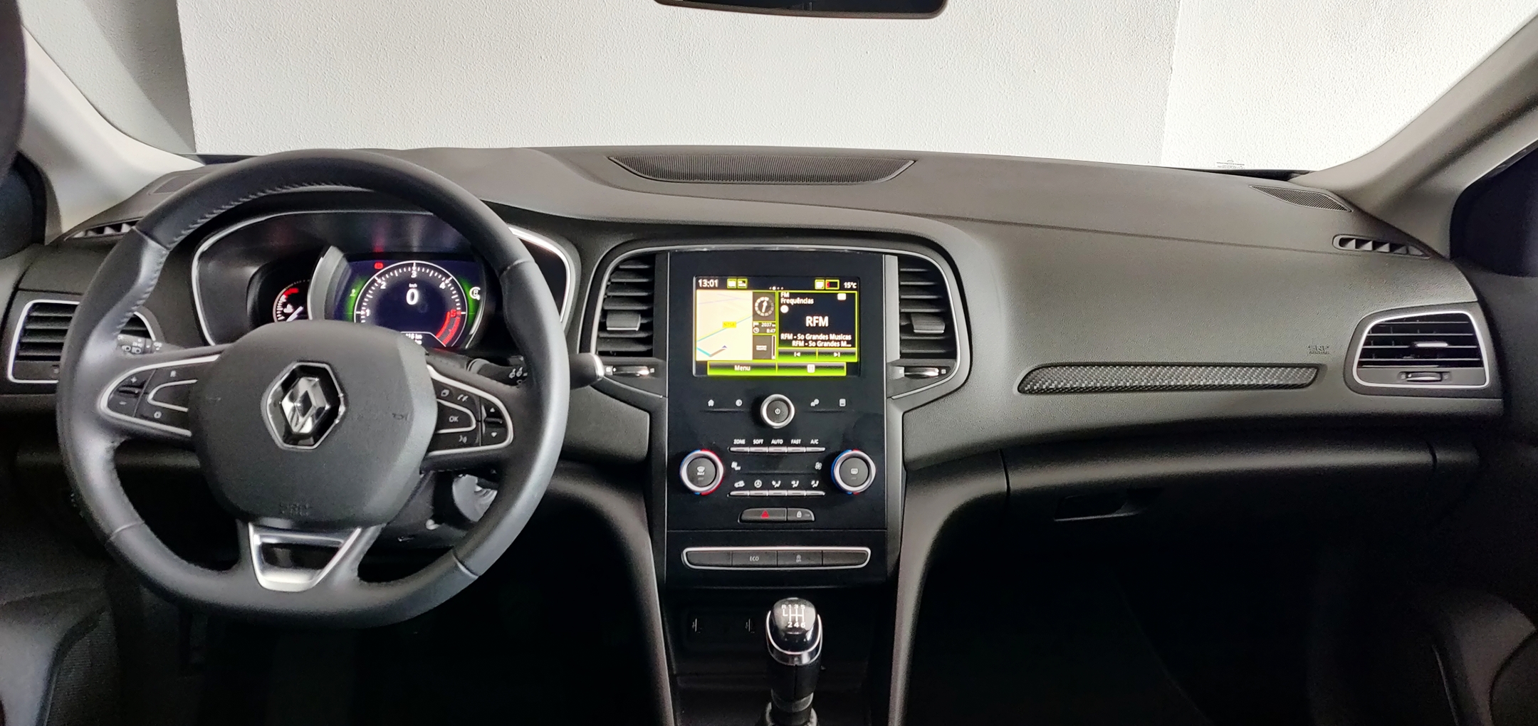 Renault Mégane 1.5 Sport Tourer Zen | Imagem 9