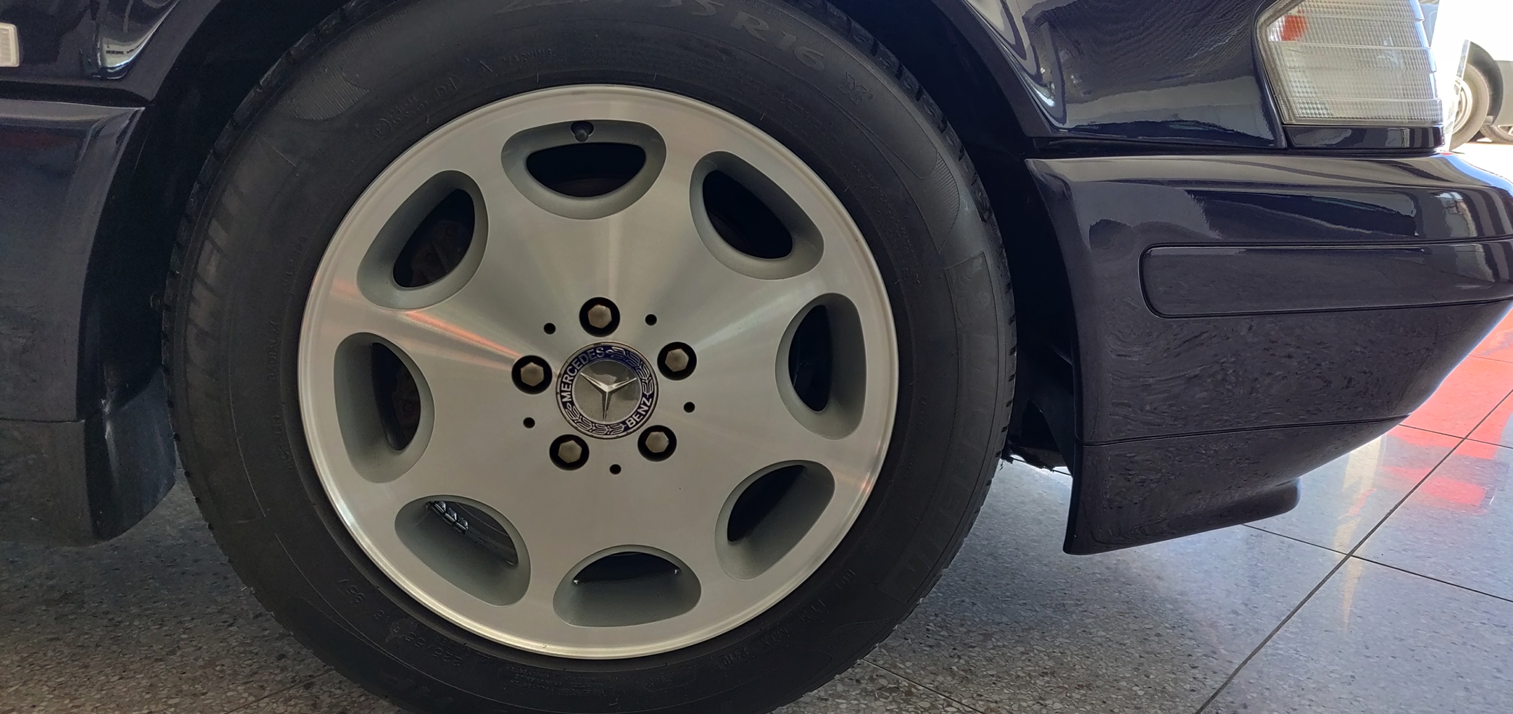 Mercedes-Benz SL 320  | Imagem 17