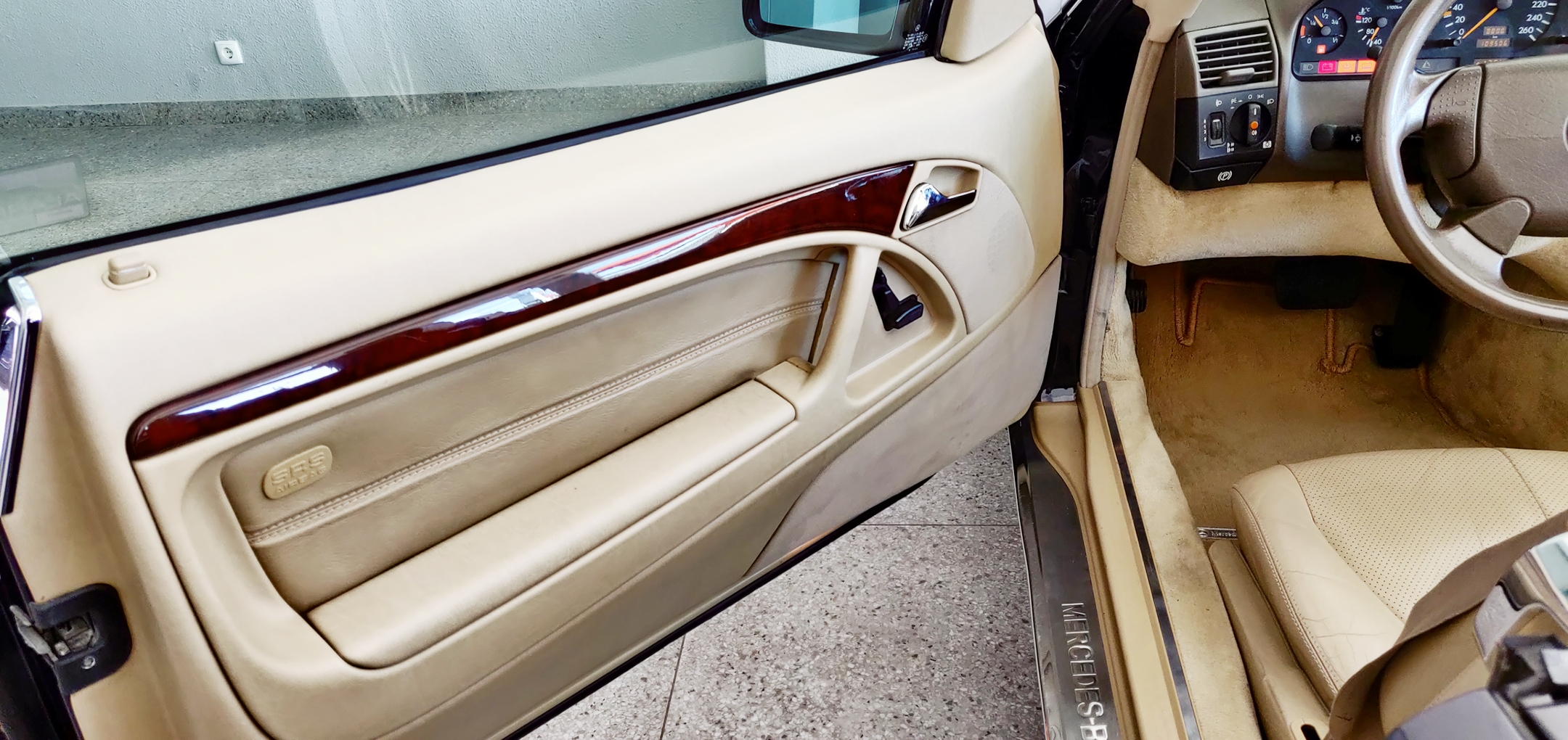 Mercedes-Benz SL 320  | Imagem 8