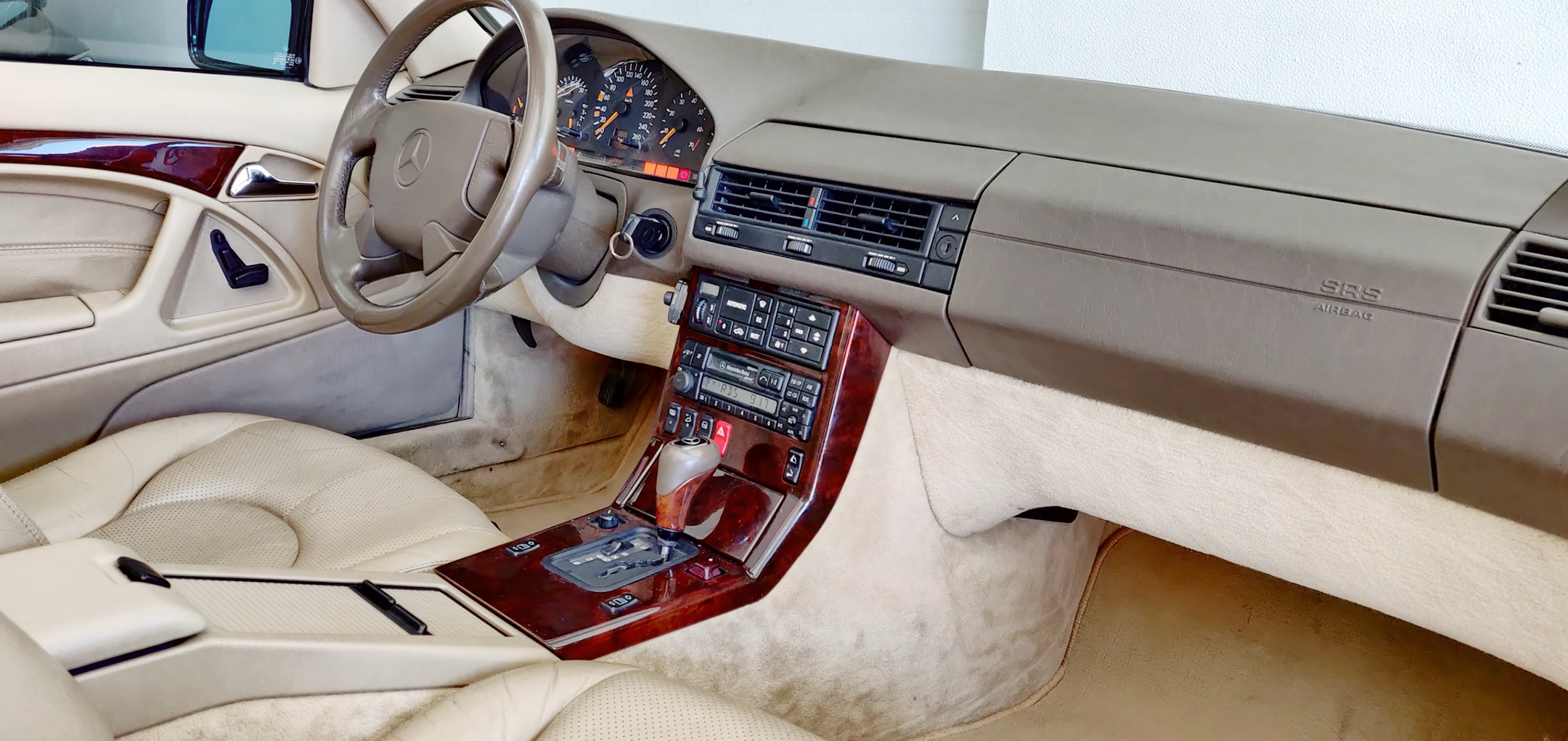 Mercedes-Benz SL 320  | Imagem 10