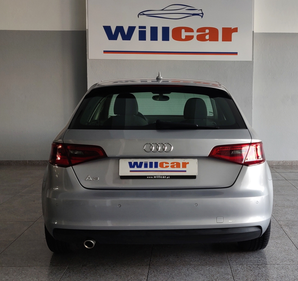 Audi A3 1.6 Sportback Ultra | Imagem 8