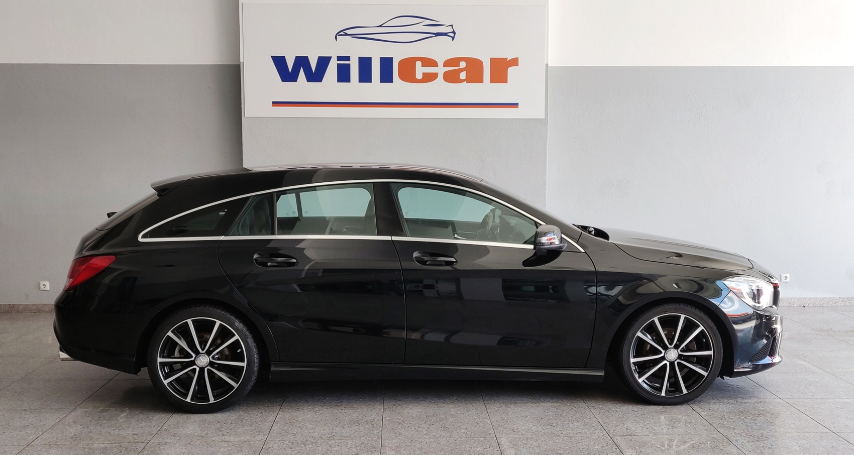 Mercedes-Benz CLA 180 Shooting Brake Urban | Imagem 4