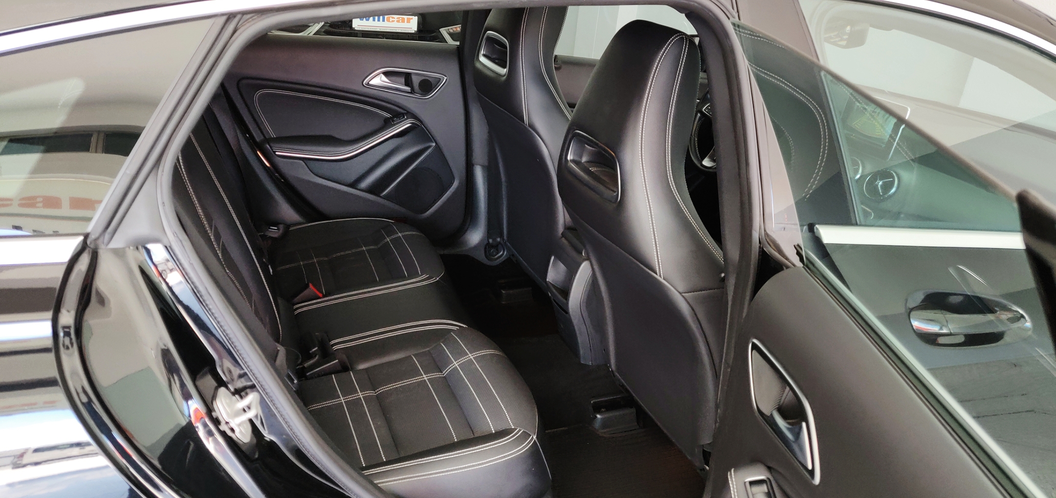 Mercedes-Benz CLA 180 Shooting Brake Urban | Imagem 15