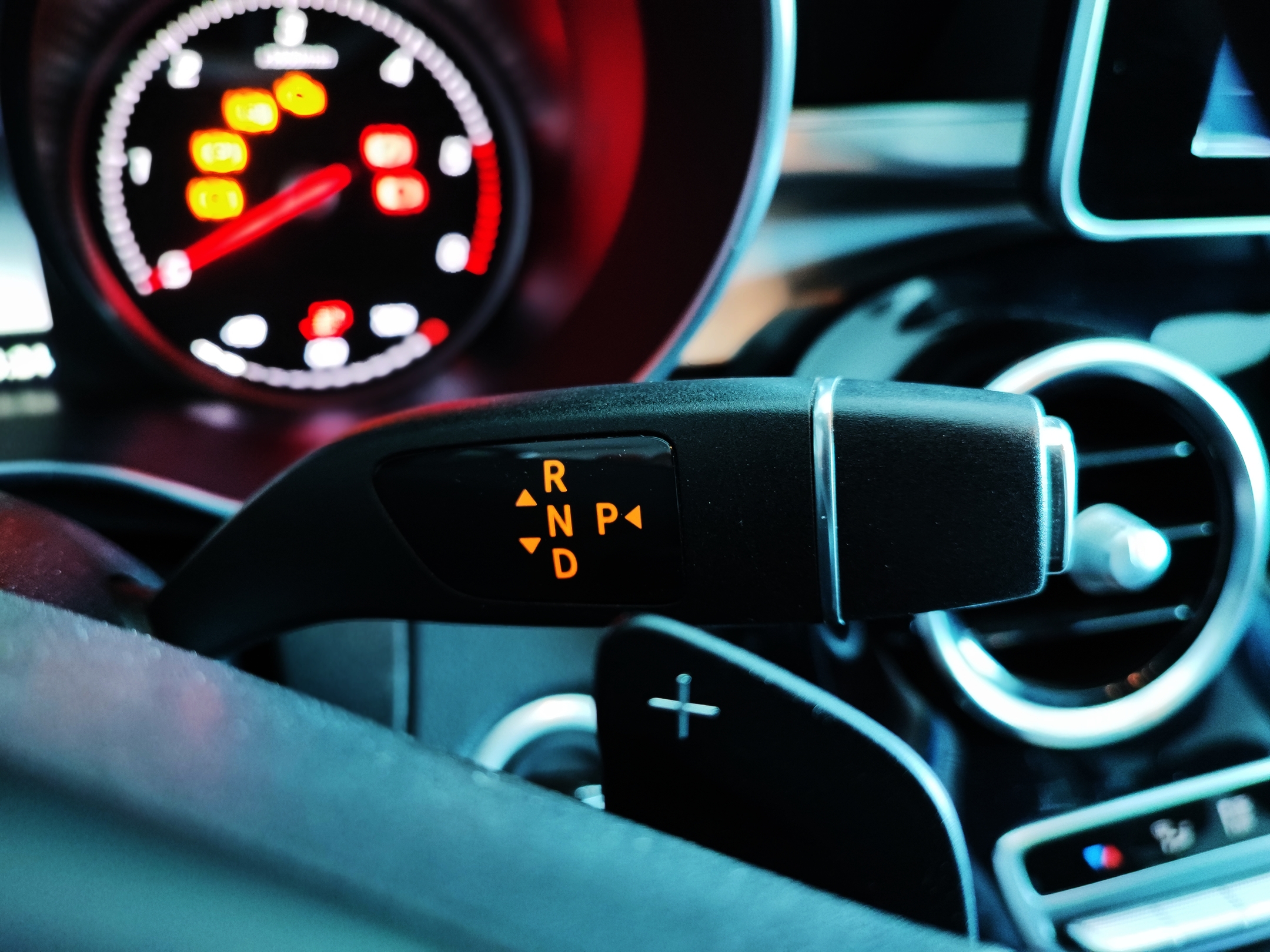 Mercedes-Benz C 220 Station Avantgarde Auto | Imagem 16