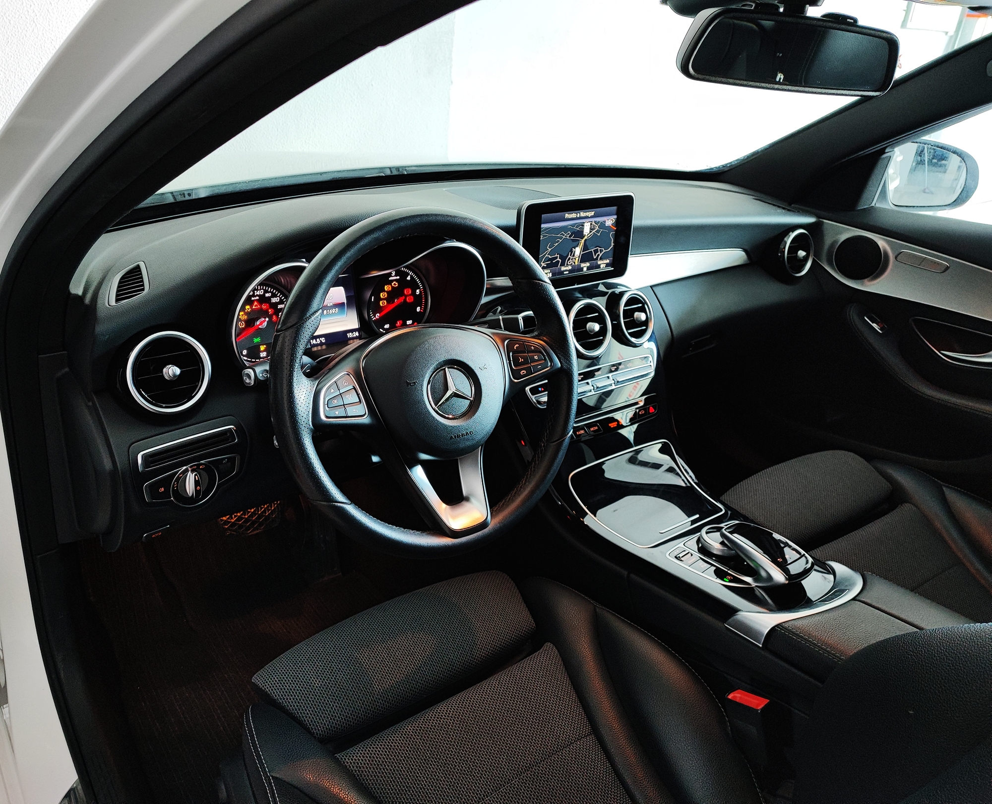 Mercedes-Benz C 220 Station Avantgarde Auto | Imagem 13