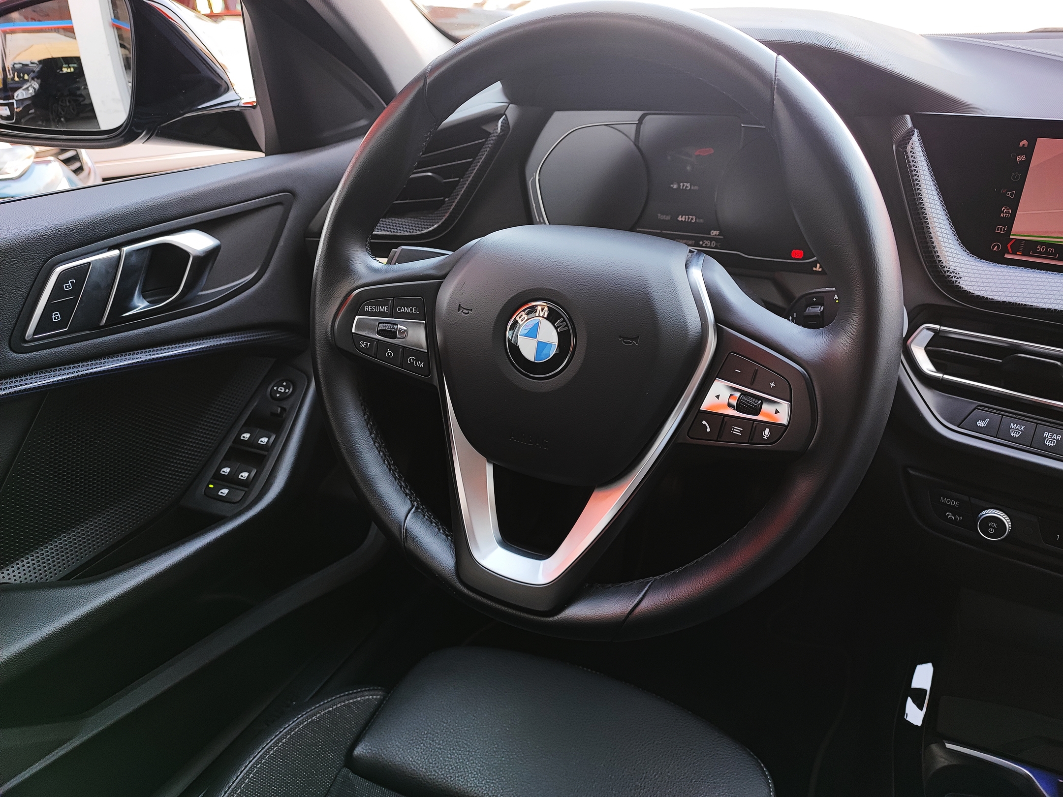 BMW 116 1.5 Advantage | Imagem 11