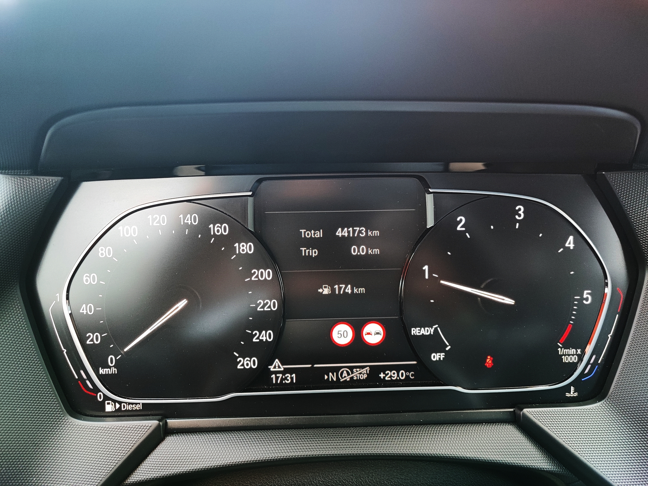 BMW 116 1.5 Advantage | Imagem 15