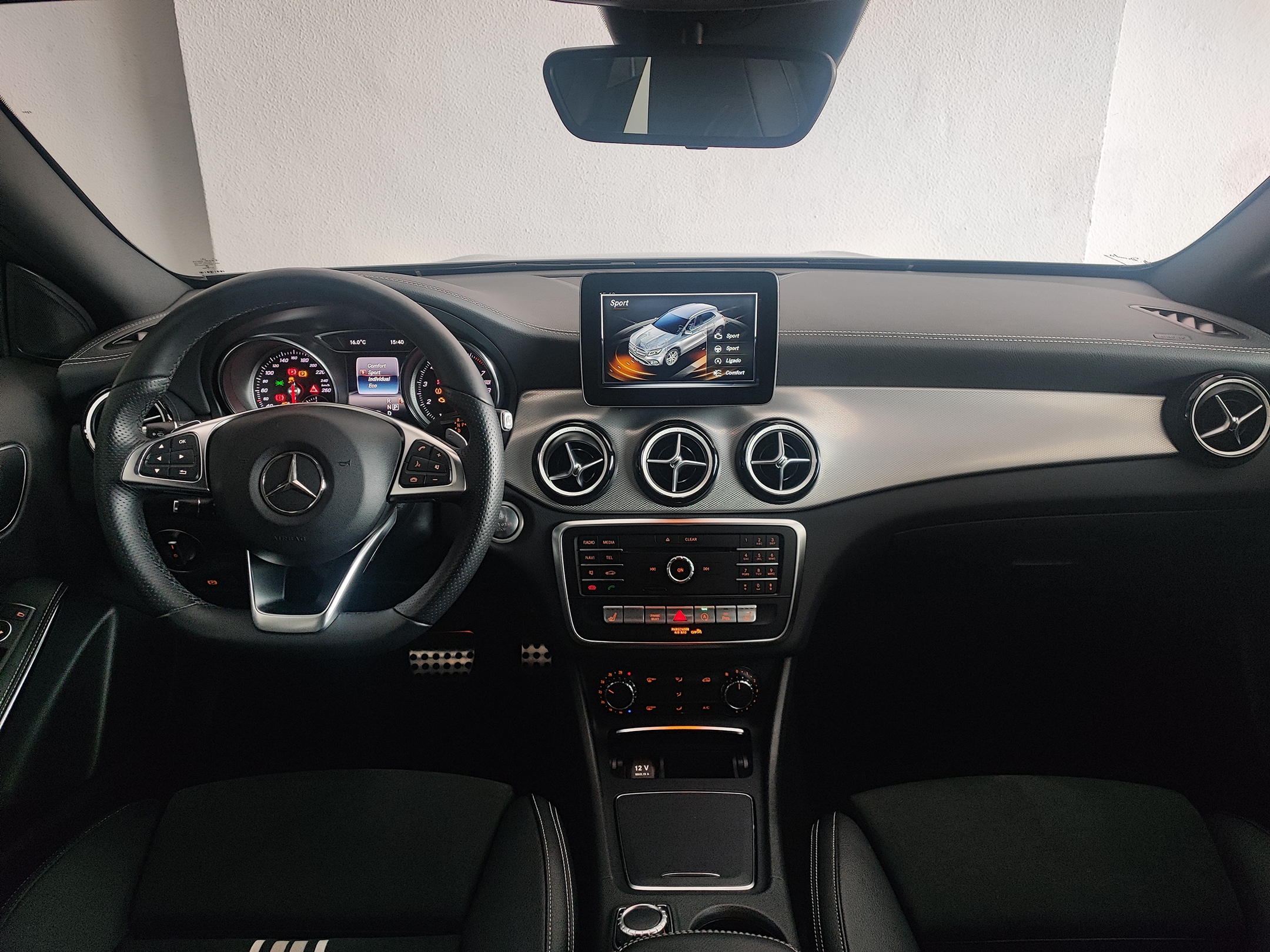 Mercedes-Benz GLA 200 Pack AMG | Imagem 7