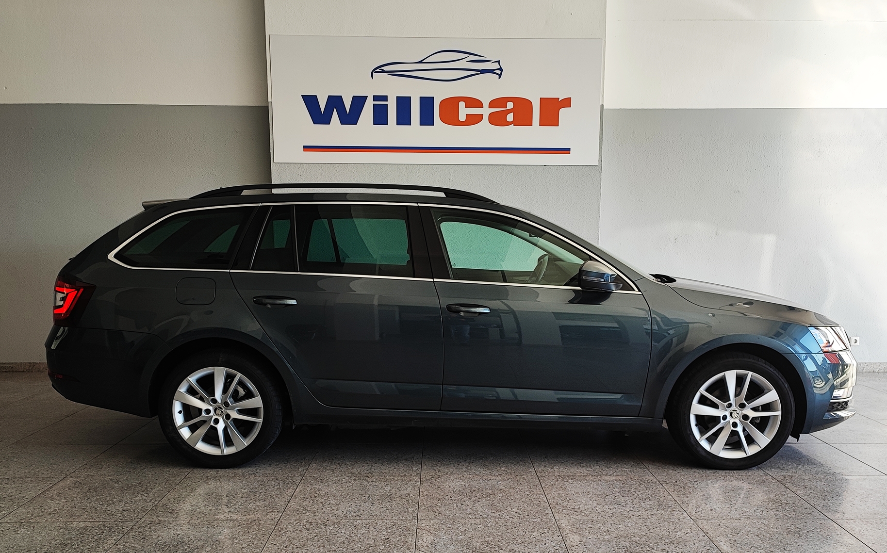Skoda Octavia Break 1.6 Style | Imagem 7