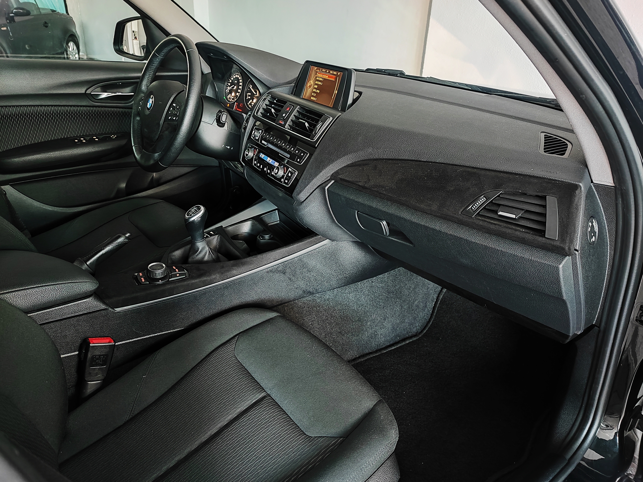 BMW 116 d Advantage | Imagem 14