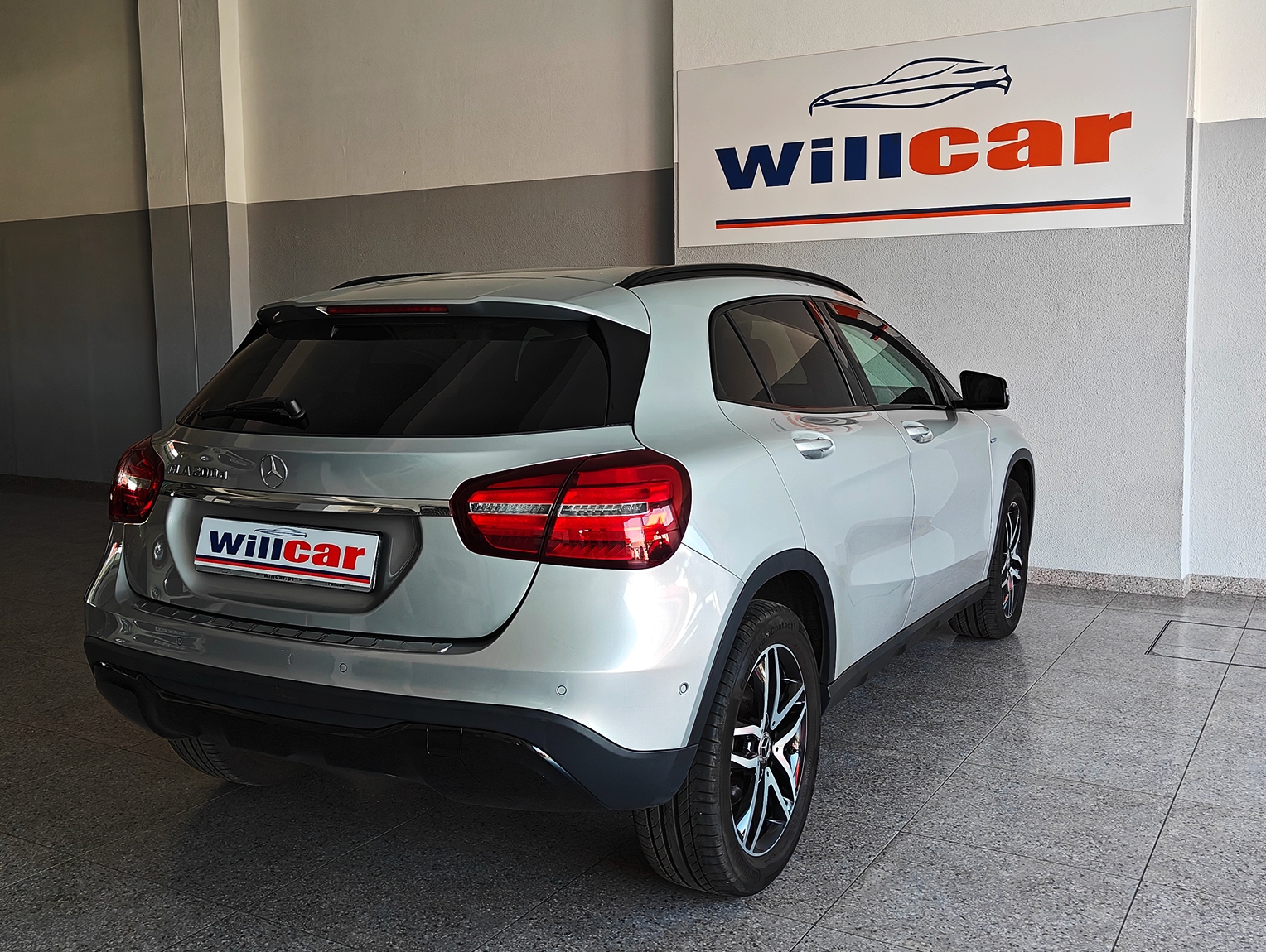 Mercedes-Benz GLA 200 Pack Night | Imagem 4