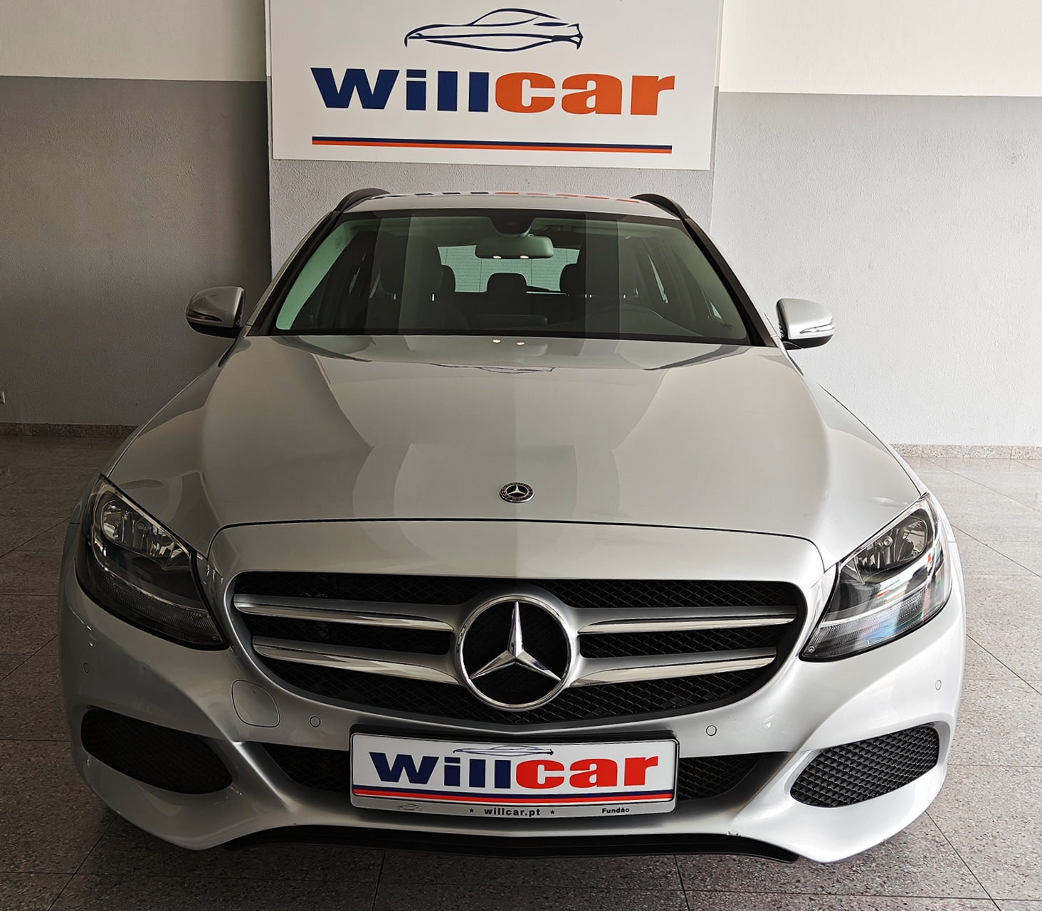 Mercedes-Benz C 220 d Station 9 G-Tronic | Imagem 2