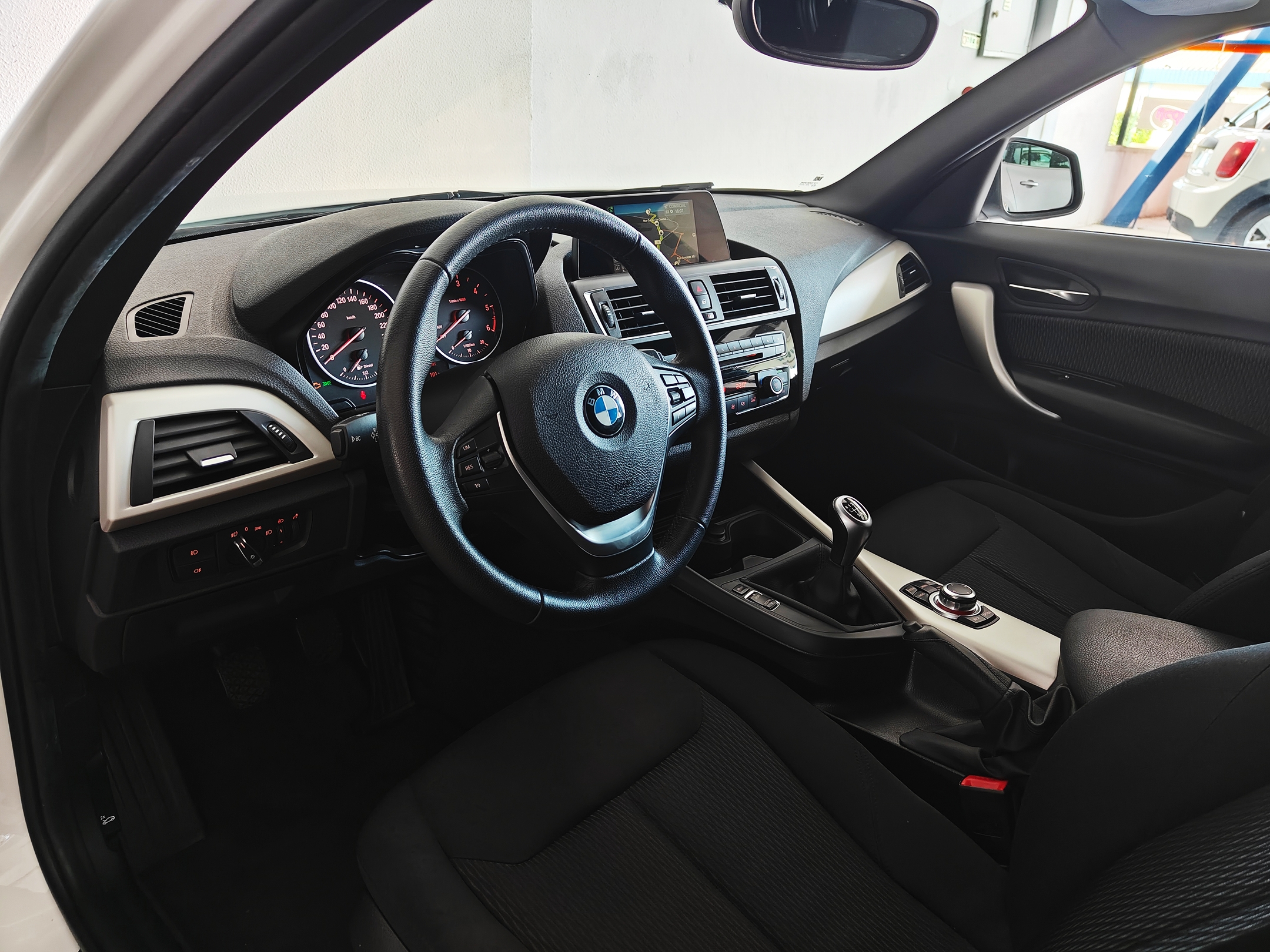 BMW 116 Advantage | Imagem 11