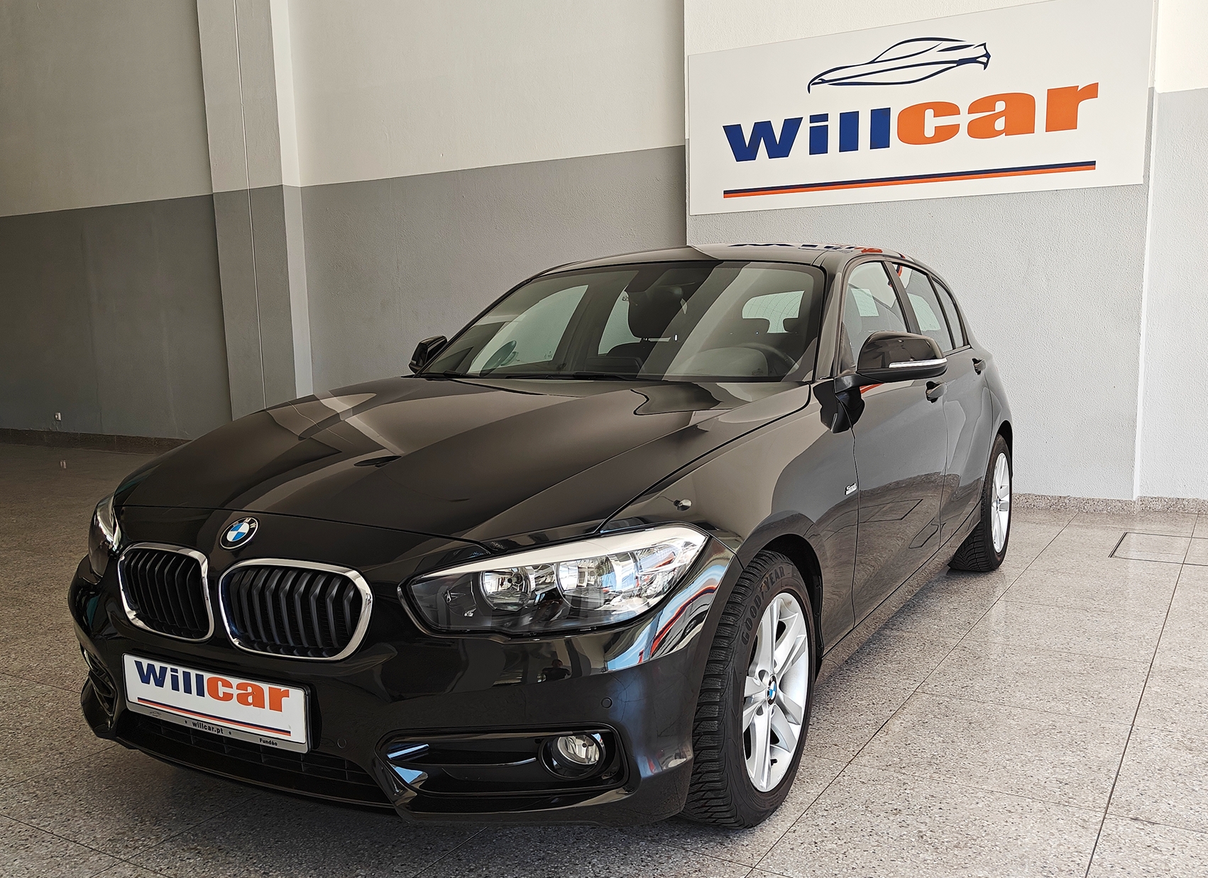 BMW 116 d Sport Line | Imagem 3