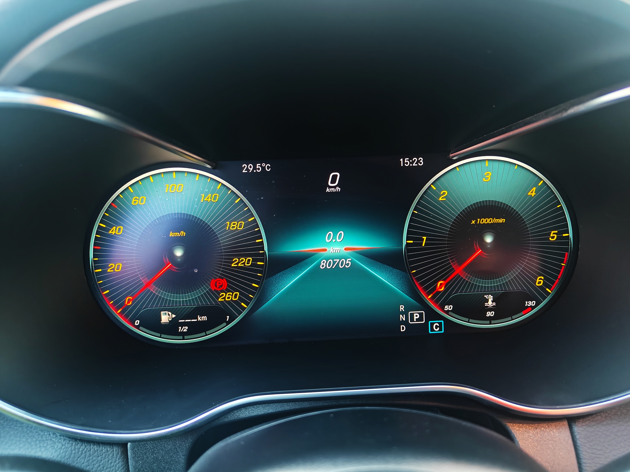 Mercedes-Benz C 220 D Station Avantgarde | Imagem 8