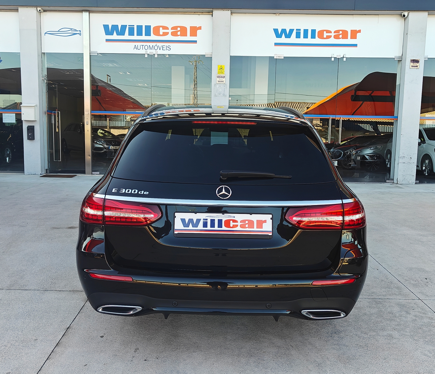 Mercedes-Benz E300 de T AMG | Imagem 5