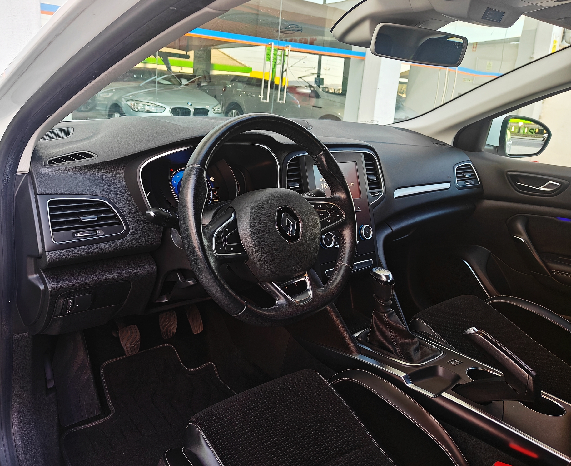Renault Mégane 1.5 Dci Intens | Imagem 6