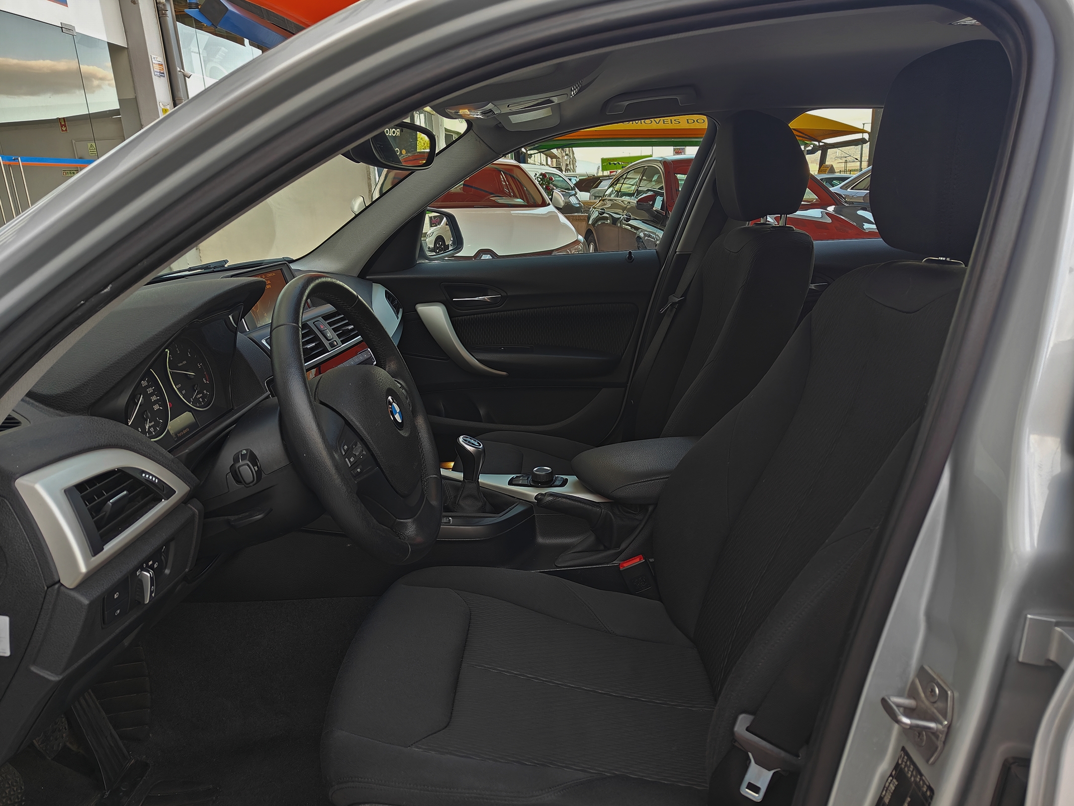 BMW 116 1.5 Advantage | Imagem 7