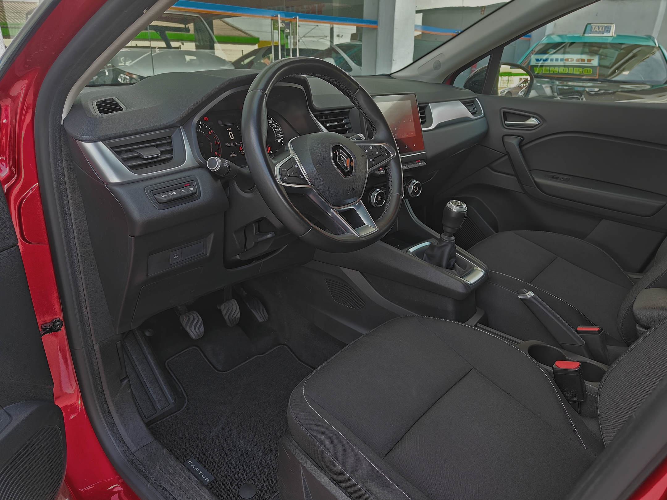 Renault Captur 0.9 Tce | Imagem 7