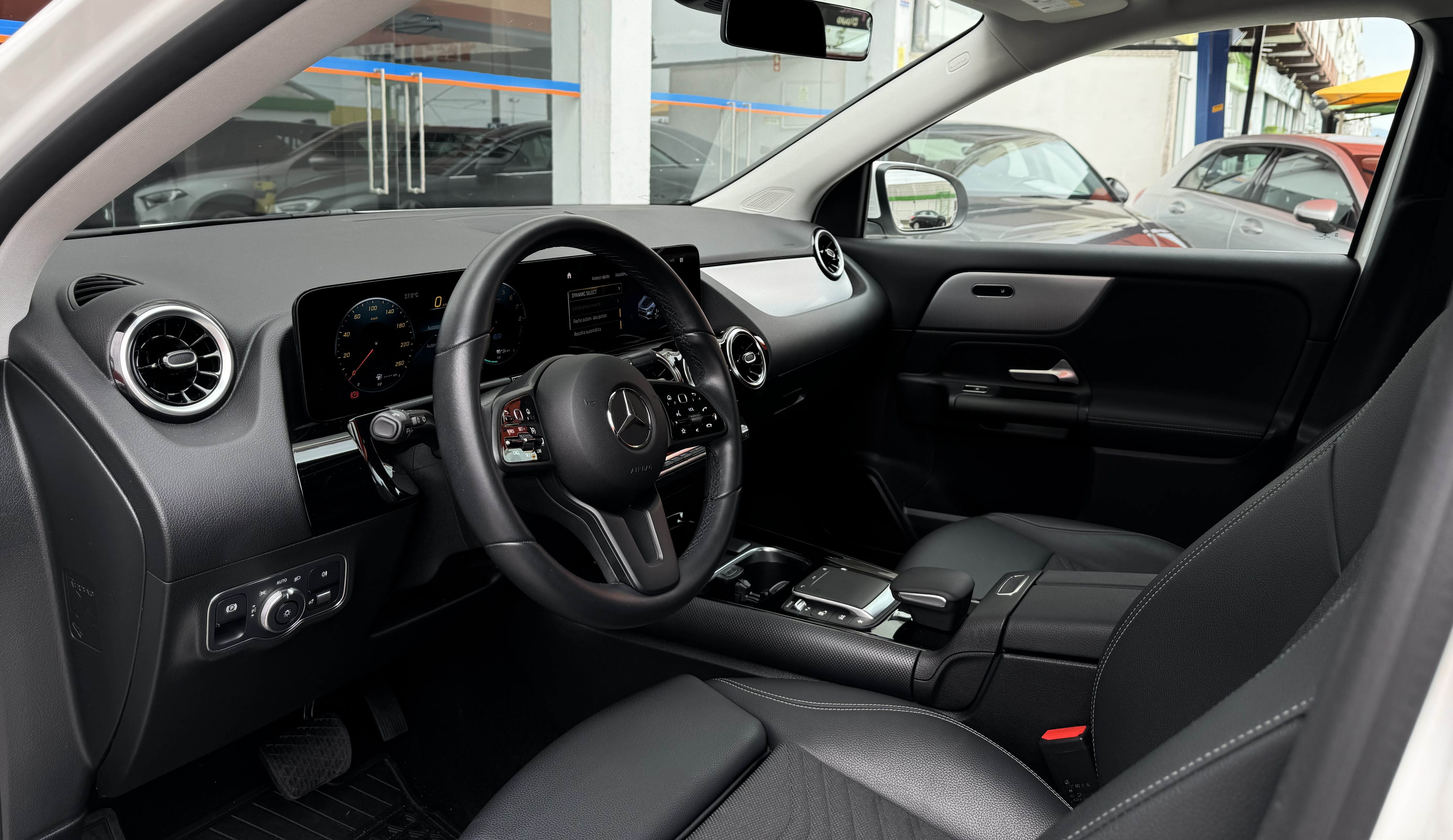 Mercedes-Benz GLA 250 e Style | Imagem 7