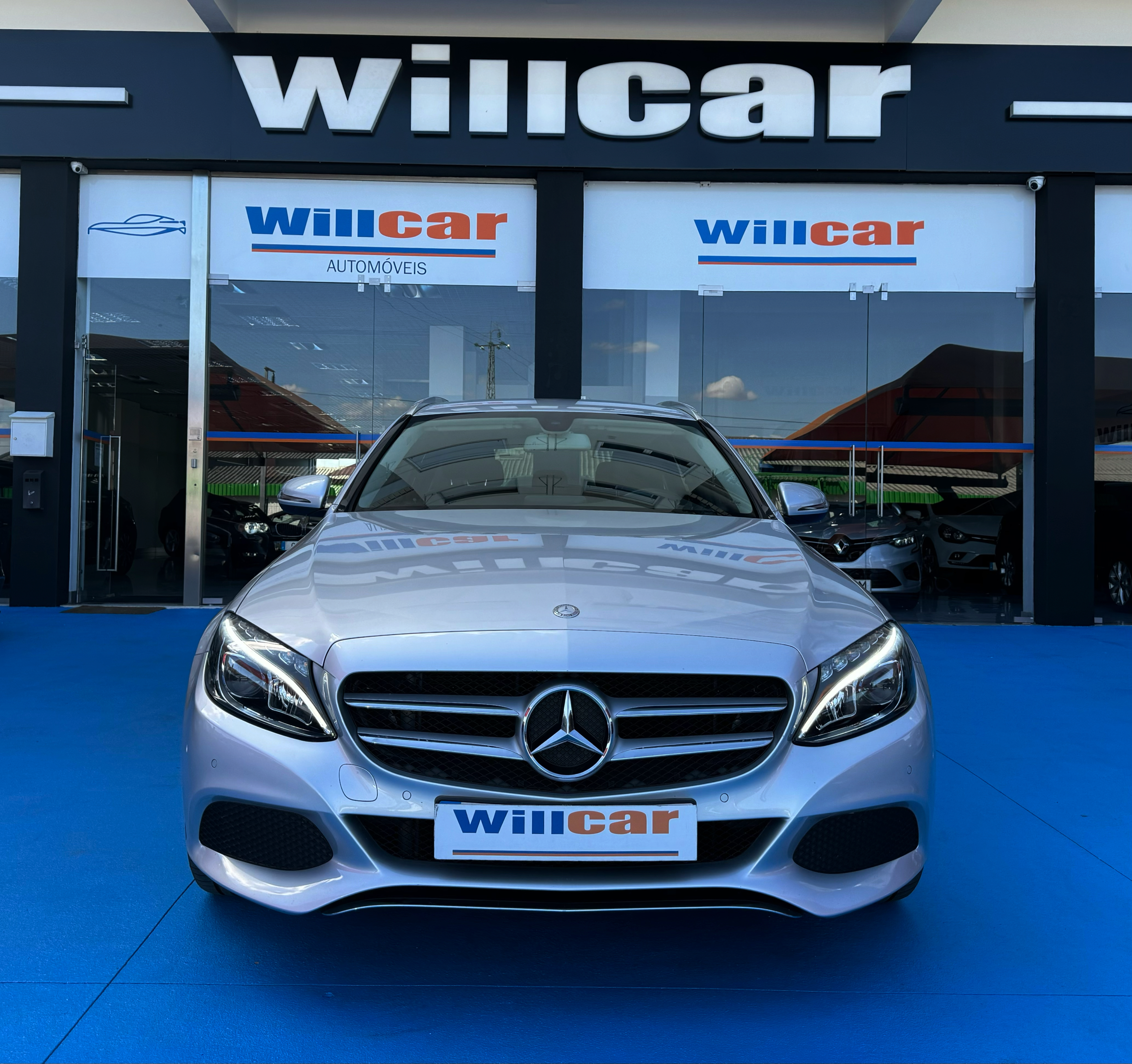 Mercedes-Benz C 220 D Station Avantgarde | Imagem 2