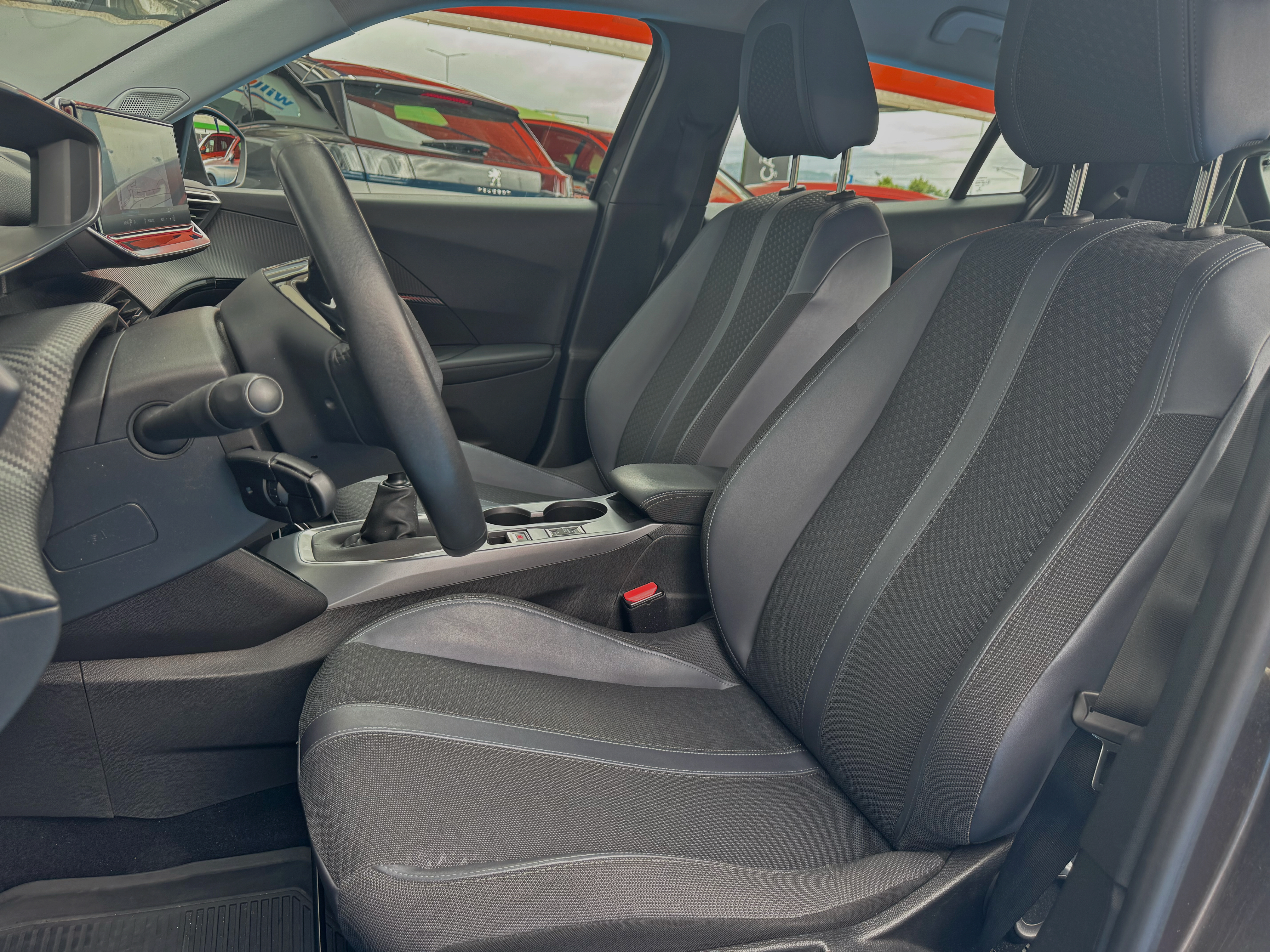 Peugeot 2008 1.2 PureTech Allure | Imagem 11