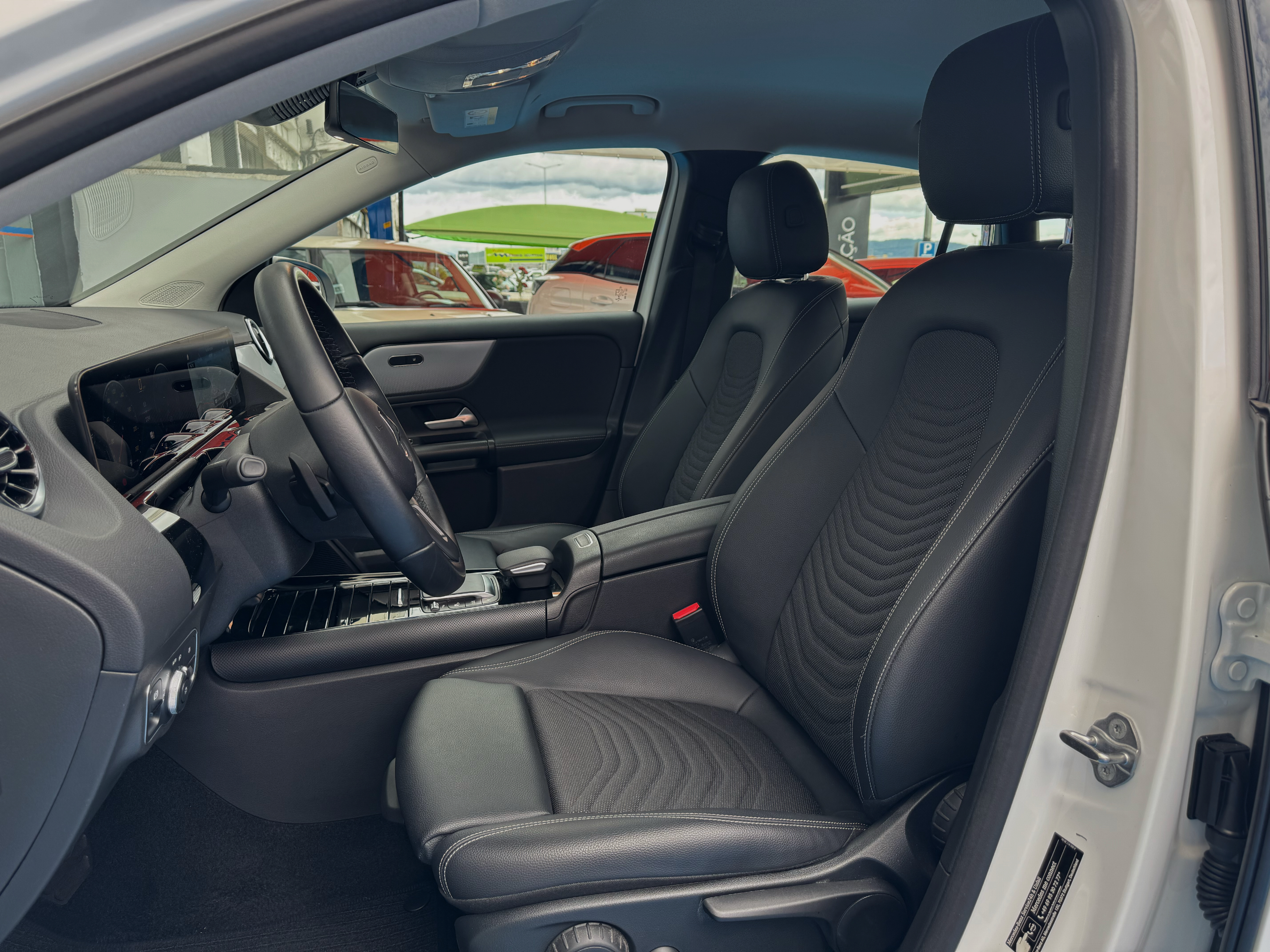 Mercedes-Benz GLA 250 e Style | Imagem 8