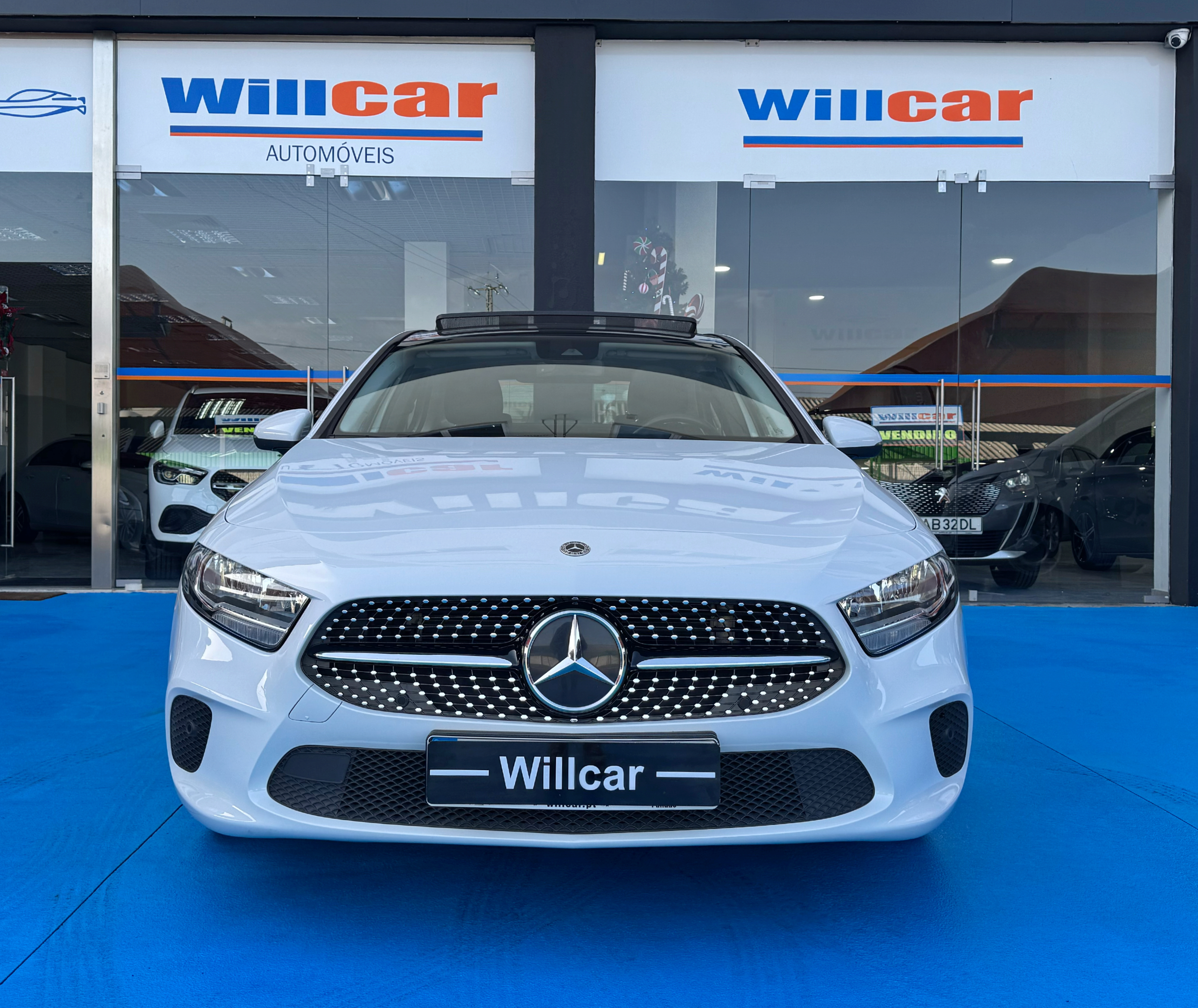 Mercedes-Benz A 180 Limousine Style | Imagem 2