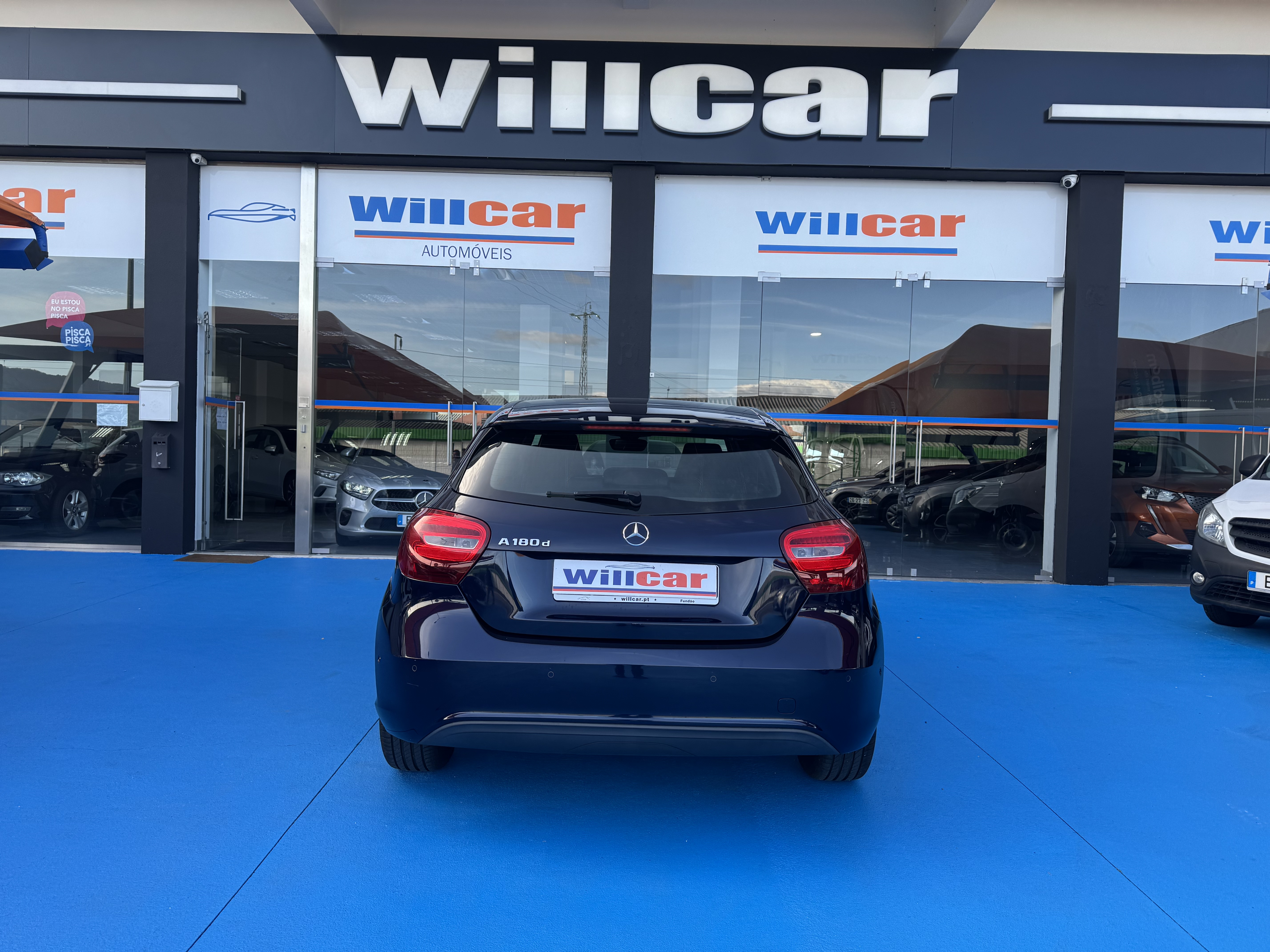 Mercedes-Benz A 180 d Urban | Imagem 5