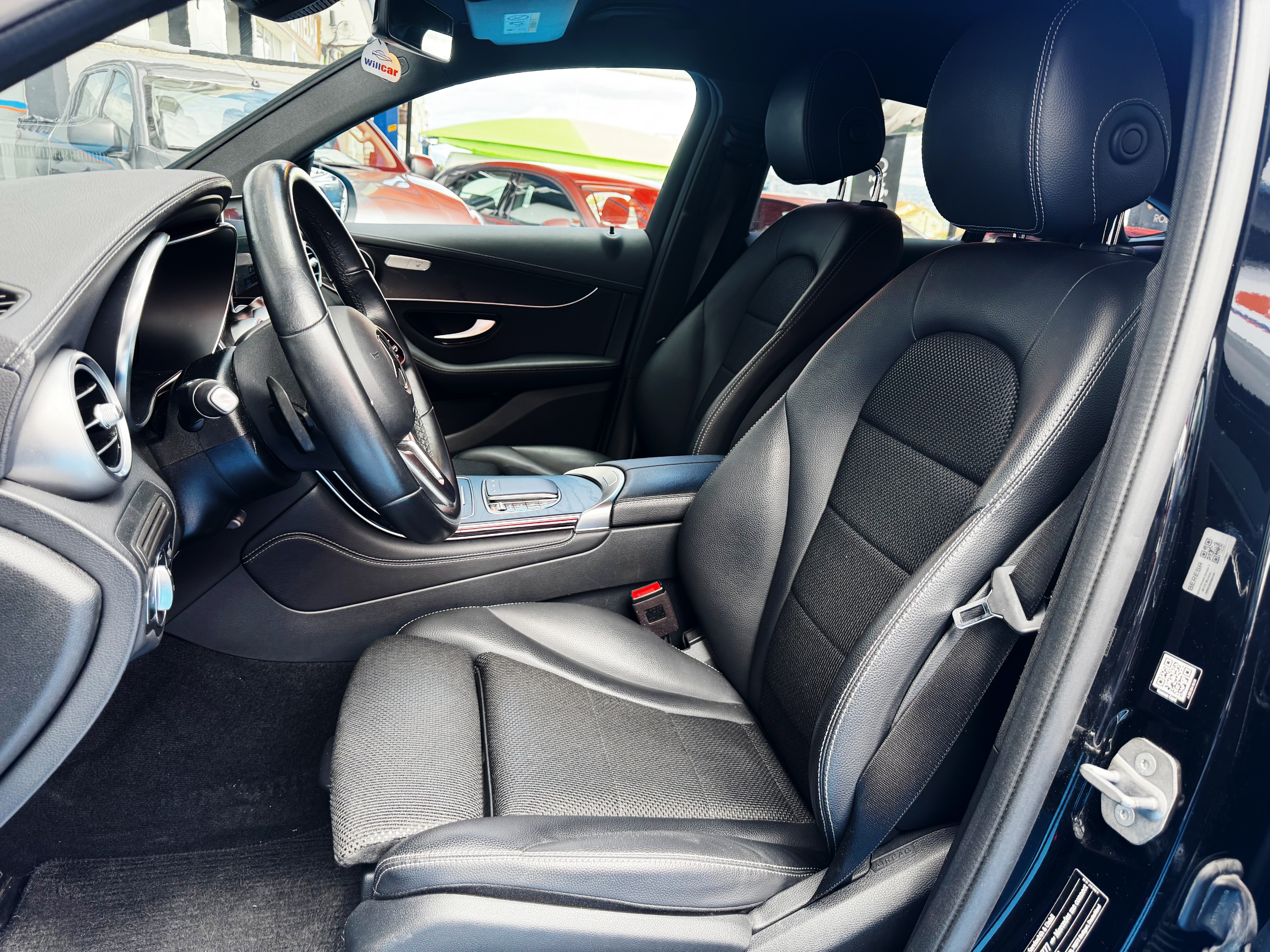 Mercedes-Benz Glc 220 d Coupé 4Matic | Imagem 9