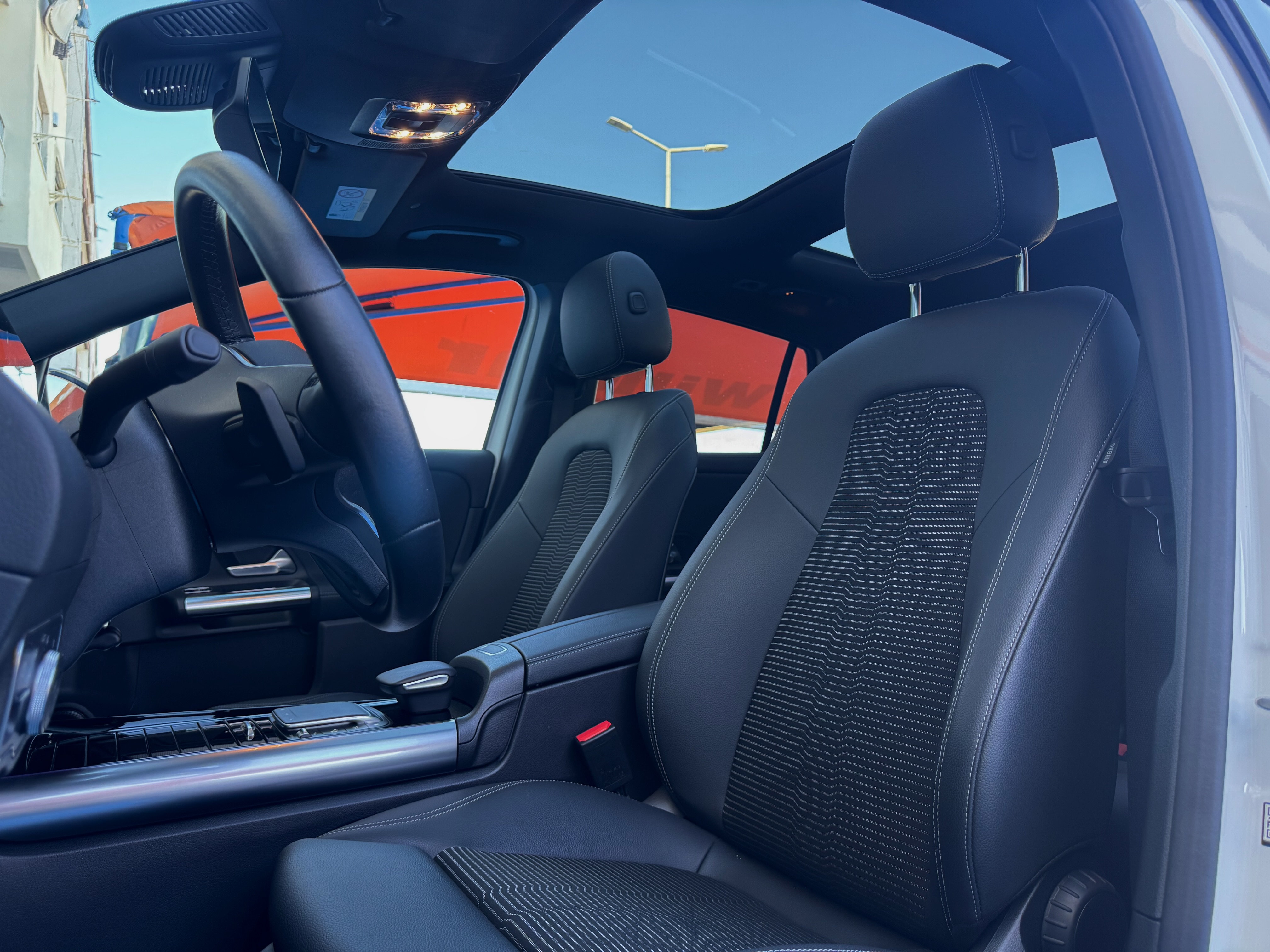 Mercedes-Benz EQA 250 Progressive | Imagem 9