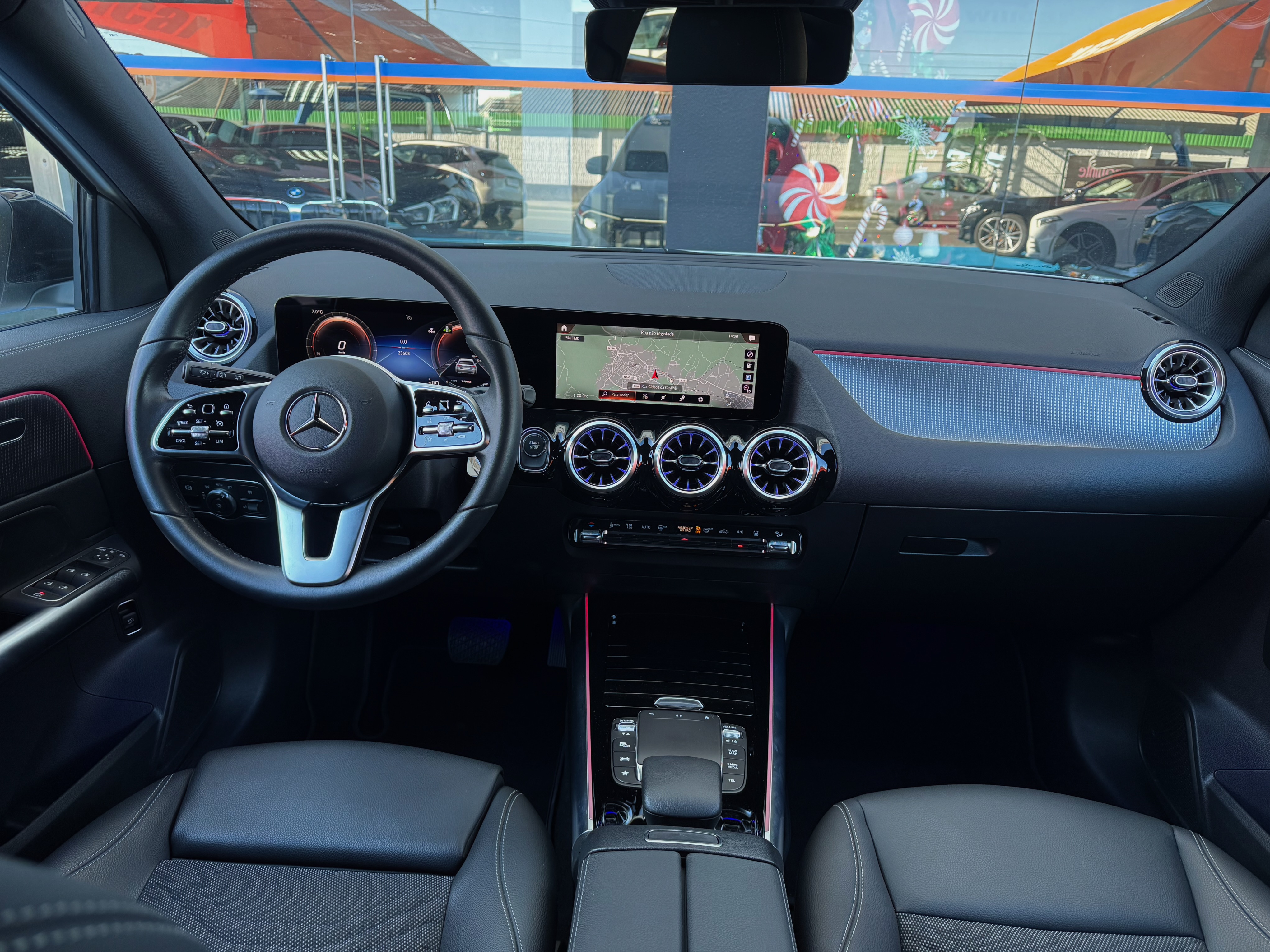 Mercedes-Benz EQA 250+ Progressive Pack Night | Imagem 7